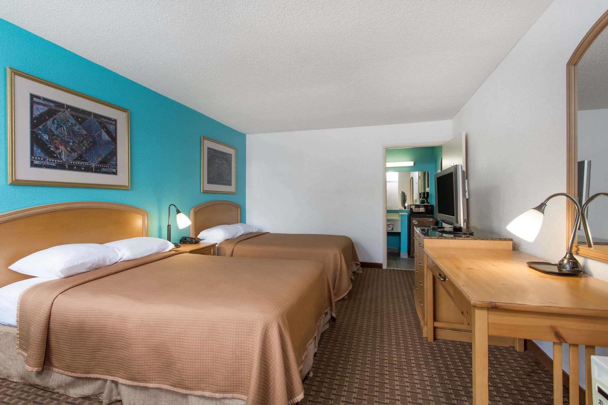 Howard Johnson By Wyndham Virginia Beach Eksteriør billede